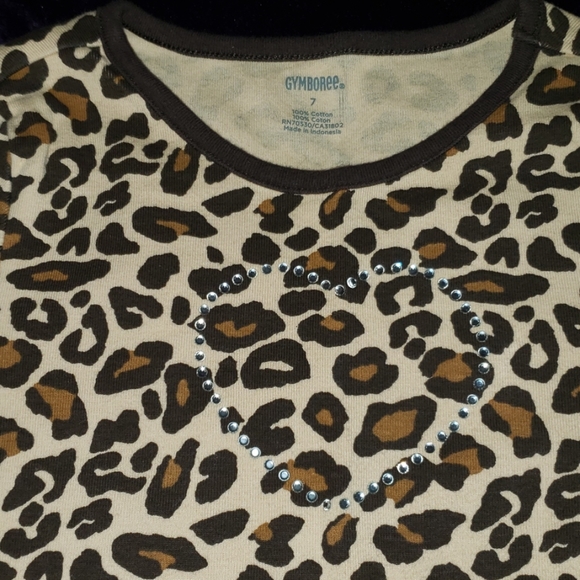 5 PIECE COORDINATING LOT - Picture 2 of 8